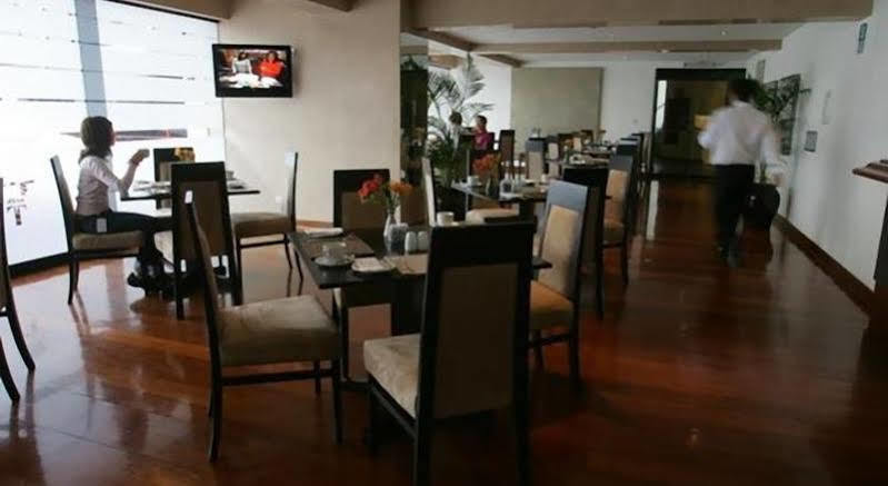 Thunderbird Hotel Fiesta & Casino Lima Extérieur photo